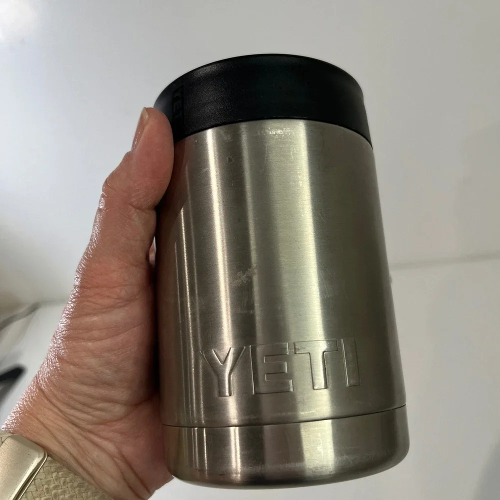 YETI Rambler Colster Can Insulator Stainless Steel 12oz Koozie Beer Soda Outdoor